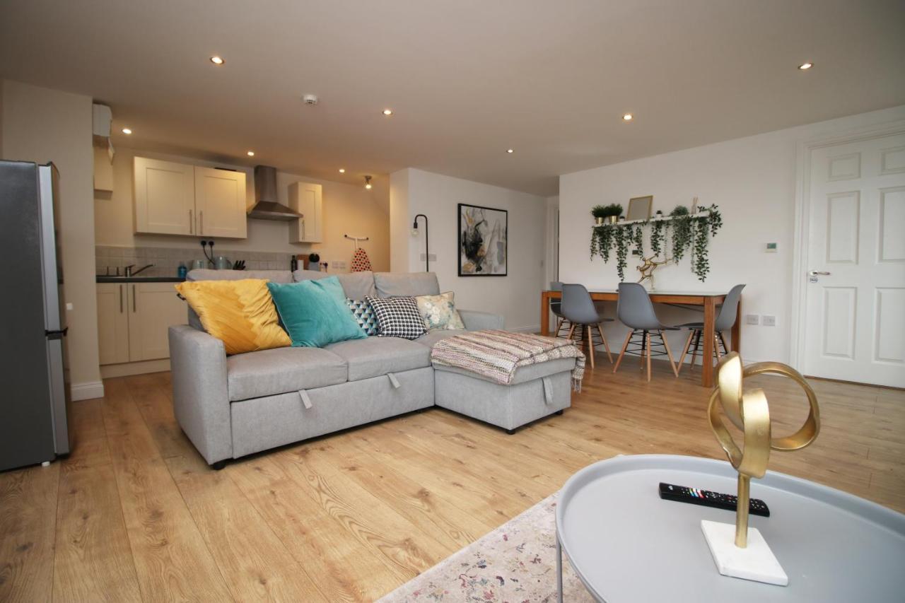 Flat 1 Batheaston By Mia Living Stylish 1 Bedroom Property With Free Parking Exteriör bild