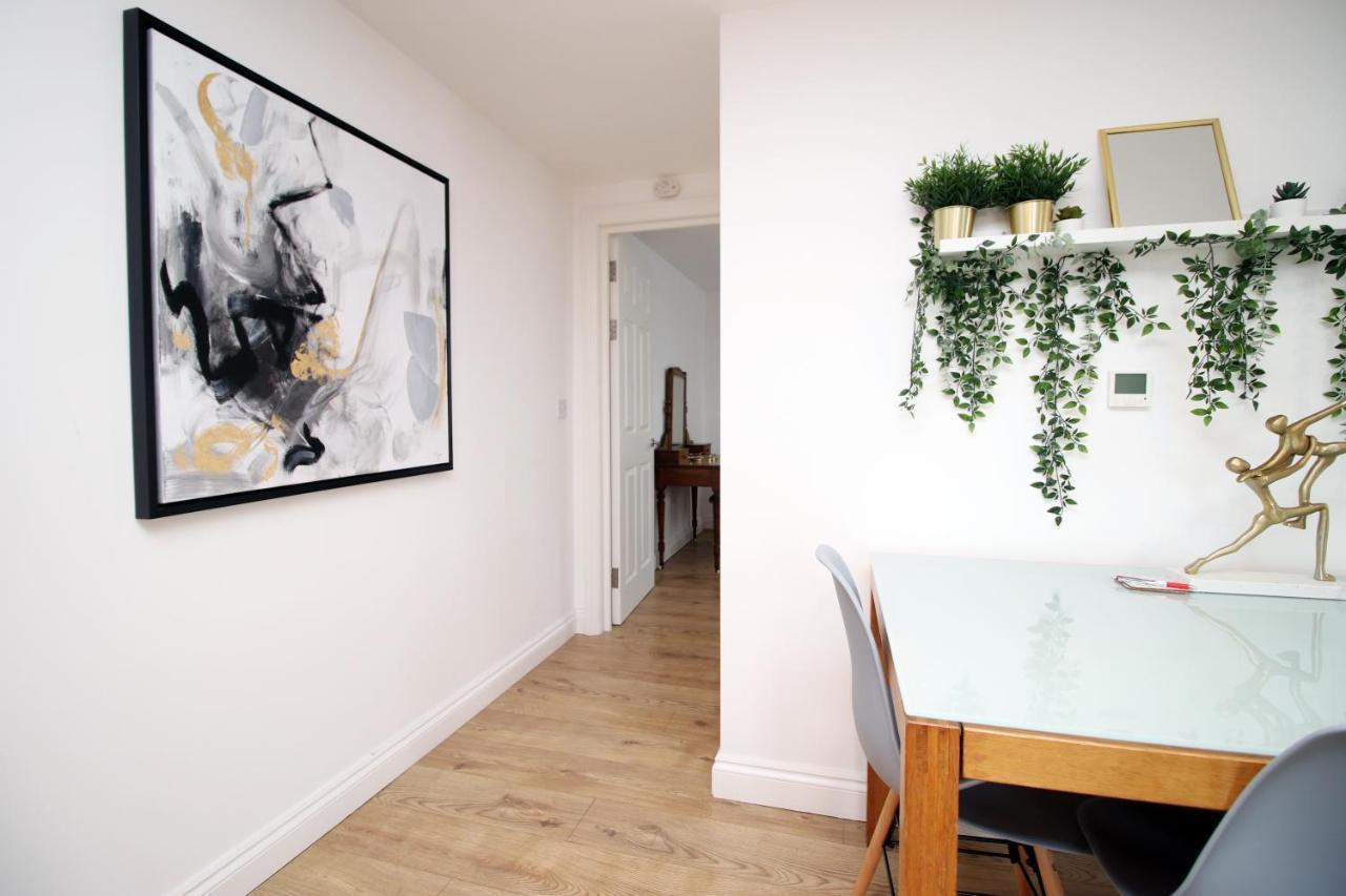 Flat 1 Batheaston By Mia Living Stylish 1 Bedroom Property With Free Parking Exteriör bild