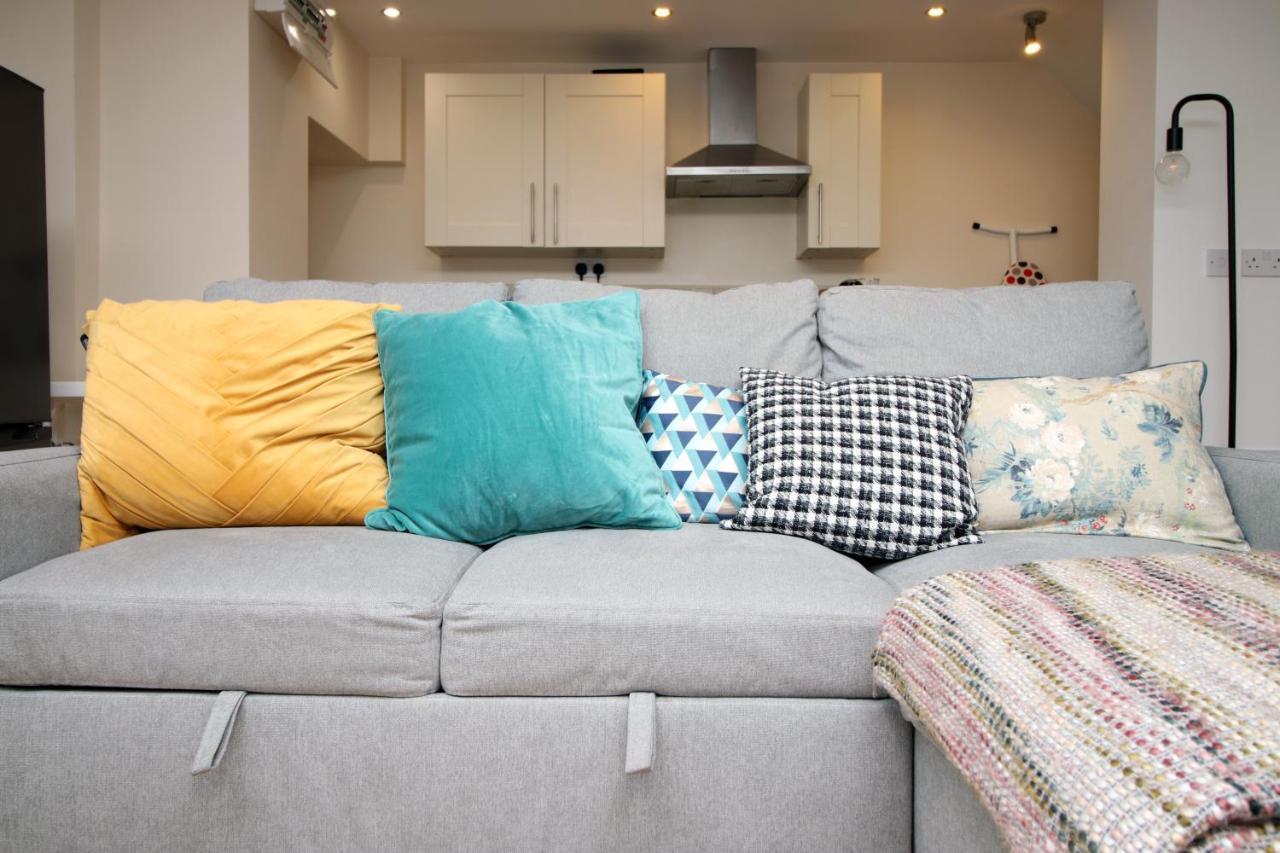 Flat 1 Batheaston By Mia Living Stylish 1 Bedroom Property With Free Parking Exteriör bild