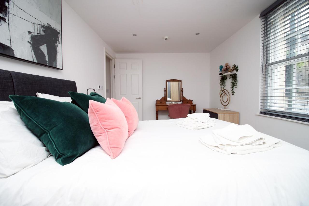 Flat 1 Batheaston By Mia Living Stylish 1 Bedroom Property With Free Parking Exteriör bild