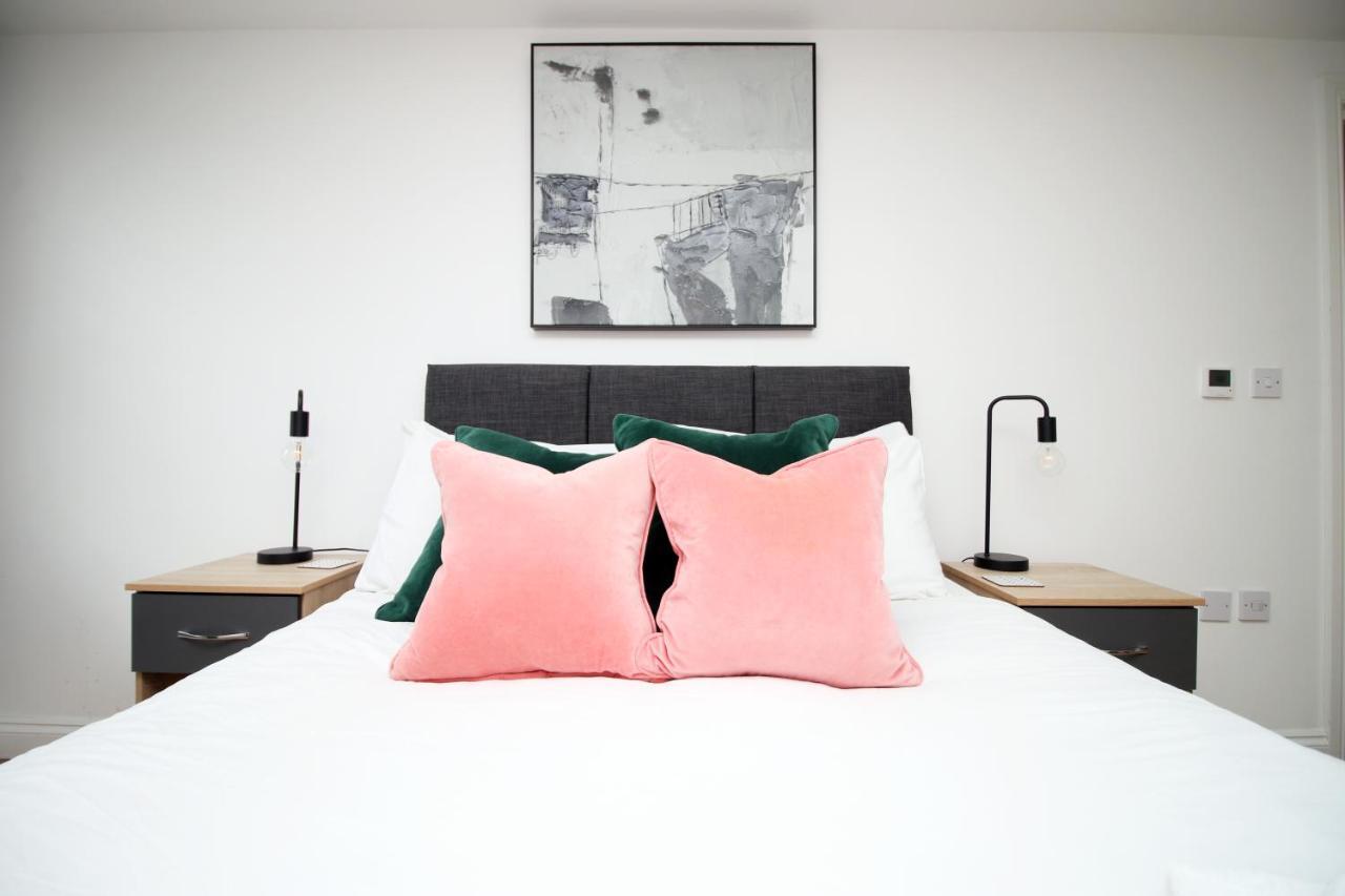 Flat 1 Batheaston By Mia Living Stylish 1 Bedroom Property With Free Parking Exteriör bild