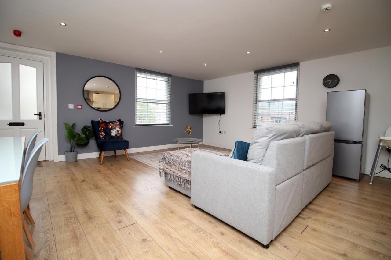 Flat 1 Batheaston By Mia Living Stylish 1 Bedroom Property With Free Parking Exteriör bild