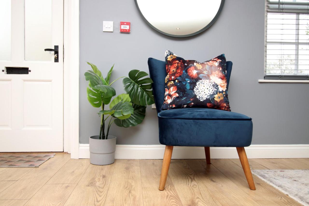 Flat 1 Batheaston By Mia Living Stylish 1 Bedroom Property With Free Parking Exteriör bild